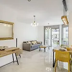 Amazing New 3Br In Yona Hanavi By Holiday-Rentals