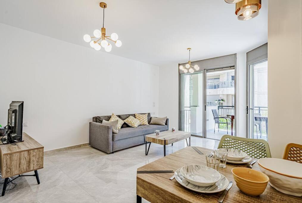 Amazing New 3br In Yona Hanavi By Apartment *